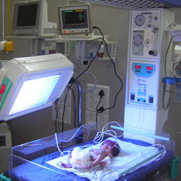 Intensive care treatment for a critically ill new born baby