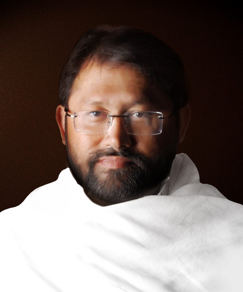 Pujya-Gurudevshri-Rakeshji-3
